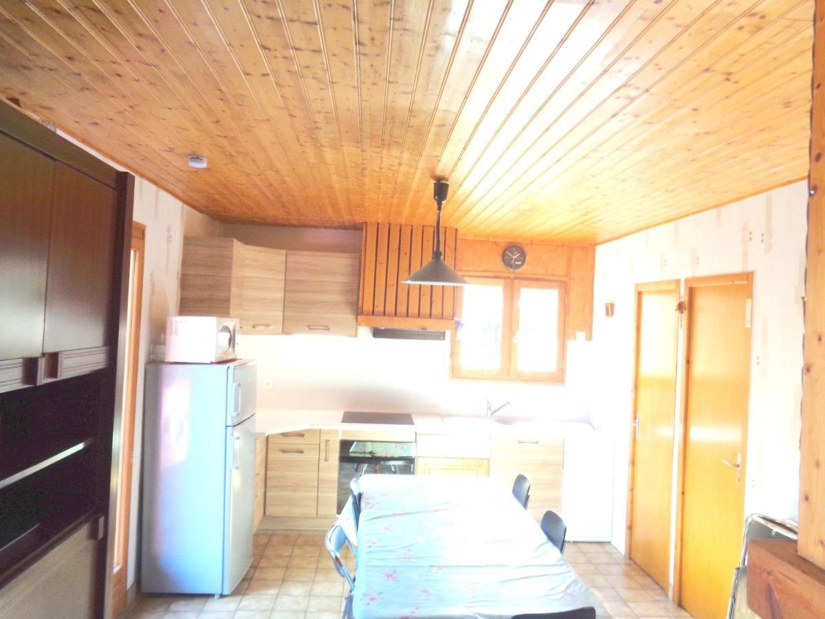 Chalet Charmant A Saint-Gerons Avec Piscine Partagee Екстериор снимка